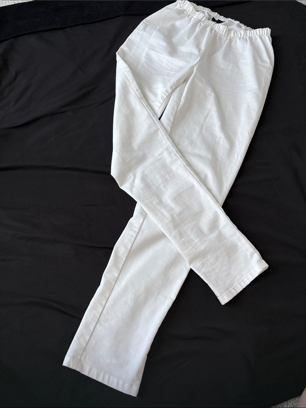 Denim 24/7 White Straight Leg Pants